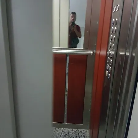 3-in Front Of In Plepa Apartmán Durrës